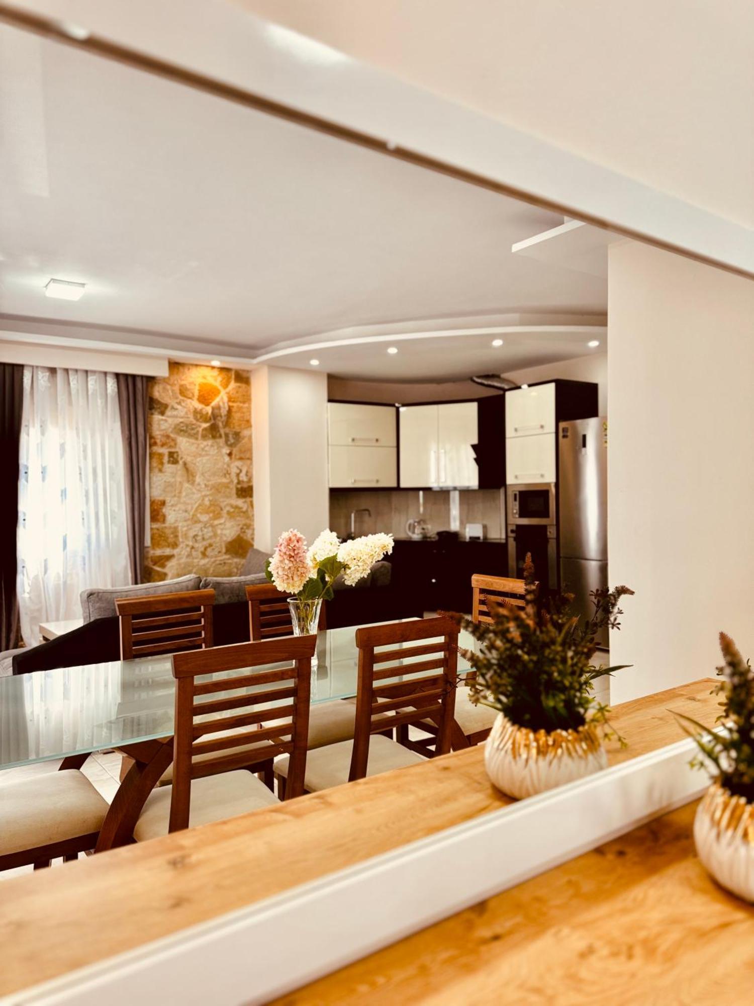 Villa Merkuri هيماري المظهر الخارجي الصورة